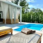 Polidor Camping Resort 4*