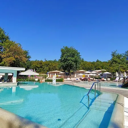 Kompleks wypoczynkowy Polidor Mugeba